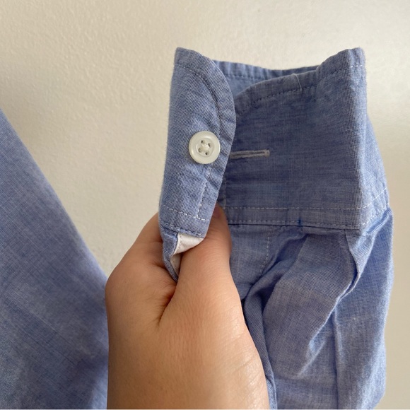 Old Navy Blue Classic Shirt in Regular Fit size large - Picture 3 of 4